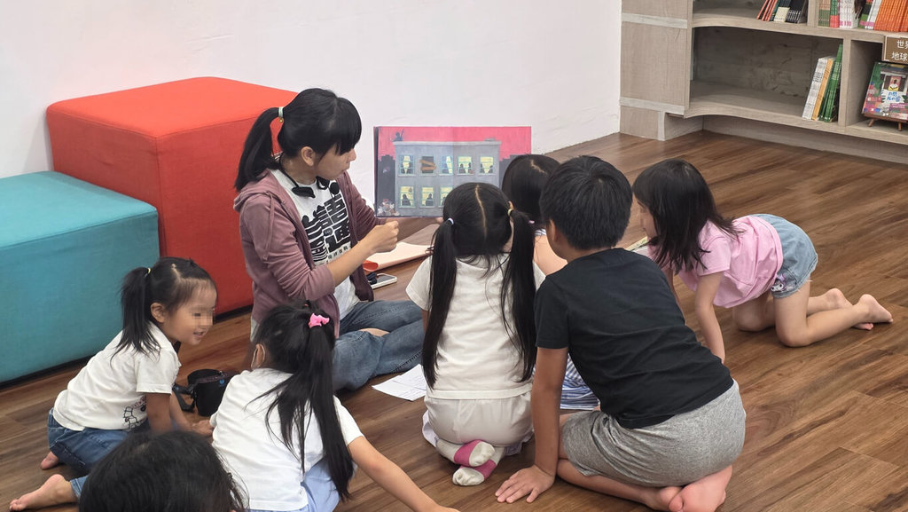 國家人權博物館以「童言童語，無畏發聲」為主題，規劃多元活動，引導孩子認識兒童權利，勇於說出想法。